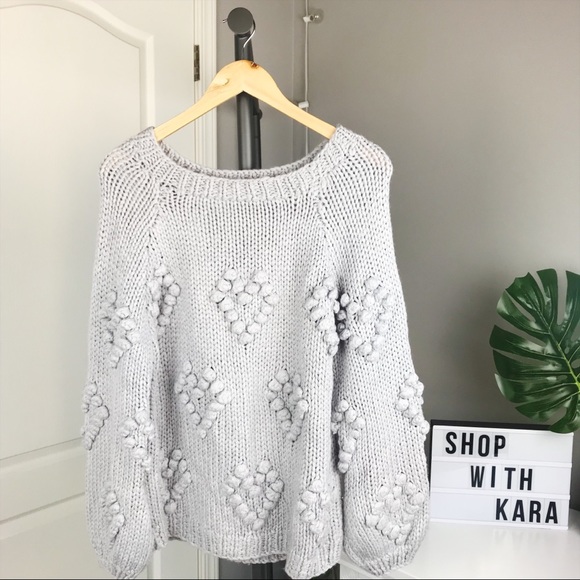 Chaser Sweaters - Chaser Grey Chunky Heart Scoopneck Sweater L